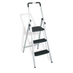 3 STEPS FOLDABLE LADDER - TGM USAGE