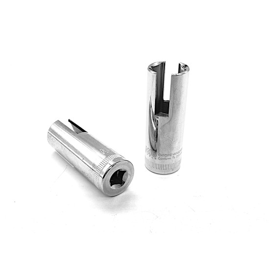O026 ,SOCKET SQUARE 1/4 IN DRIVE X 1/2" (LONG) CHROME VANADIUM 