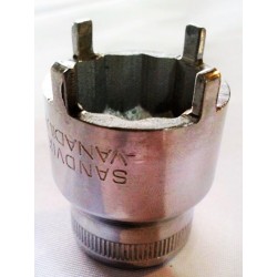 LOCK NUT OPENER 1/2" SOCKET