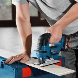 Cordless Jigsaw ,Bosch battery 18V 2.0Ah (2pcs) & 1pc charger  Cordless Jigsaw ,Bosch battery 18V 2.0Ah (2pcs) & 1pc charger