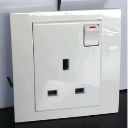 SSO SOCKET SIRIM, 13AMP PLASTIC