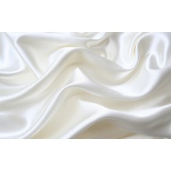 WHITE FABRIC 71'' X 47''